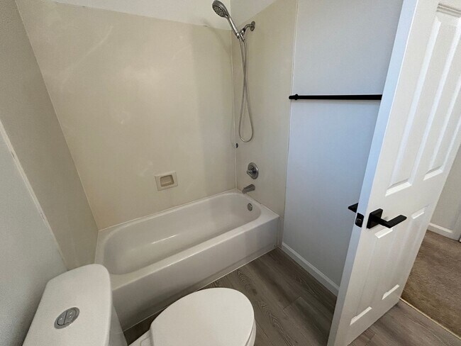 Building Photo - 5208 Harness Ct