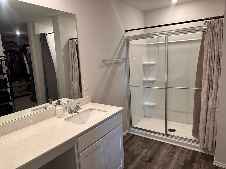 Building Photo - 1908 Bigtooth Aspen Trl