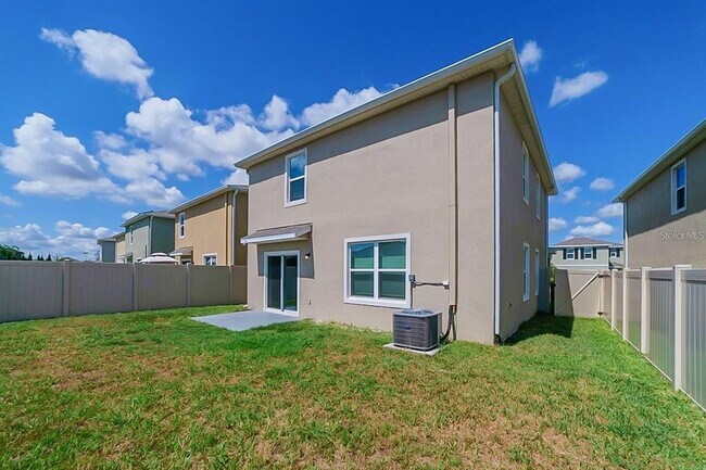 Building Photo - 7976 Pelican Reed Cir