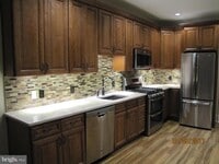 Building Photo - 255 Nassau St
