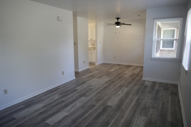 Building Photo - 12300 Rock Canyon Dr