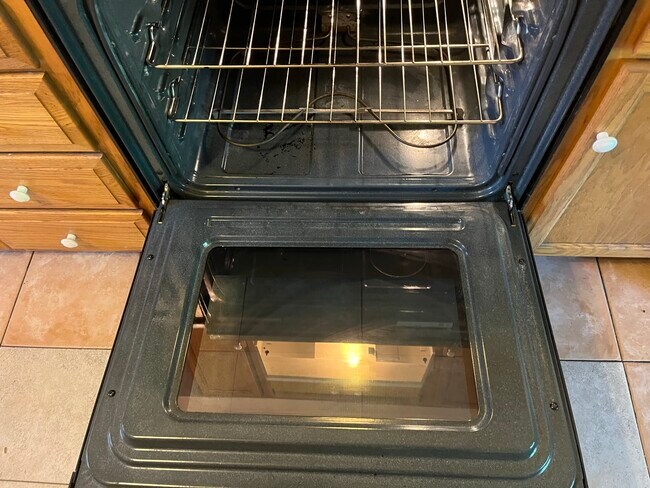 Building Photo - 123 S Jefferson St