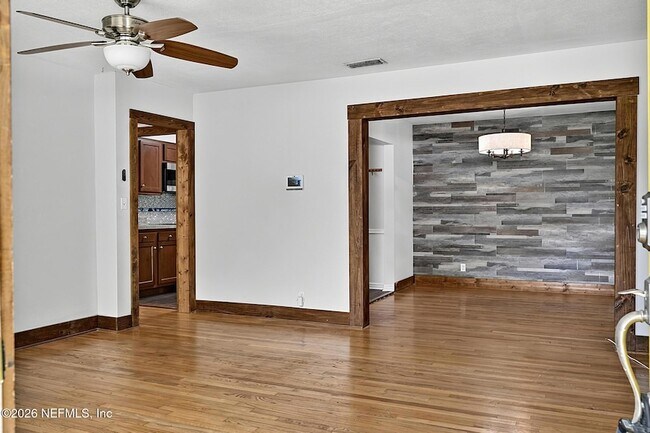 Building Photo - 4603 Jammes Rd