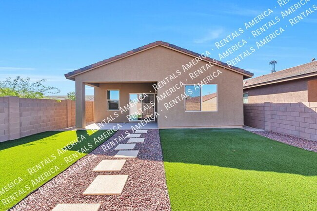 Building Photo - 7754 S Via Perfecta