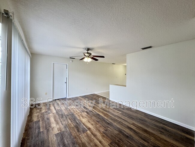 Building Photo - 4441 Tiffin Ave