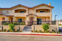 Building Photo - 353 Newbury Vista Ln