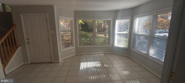 Building Photo - 10210 Sherman Heights Pl