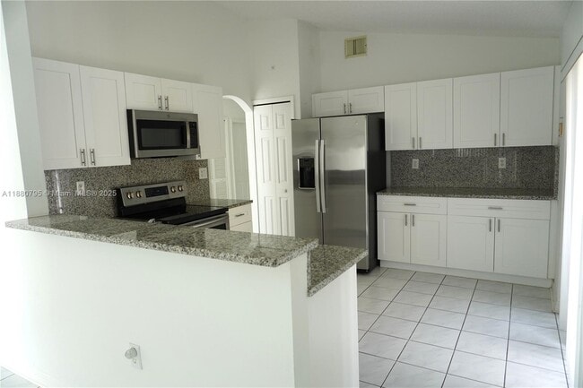 Building Photo - 15770 SW 84th Terrace