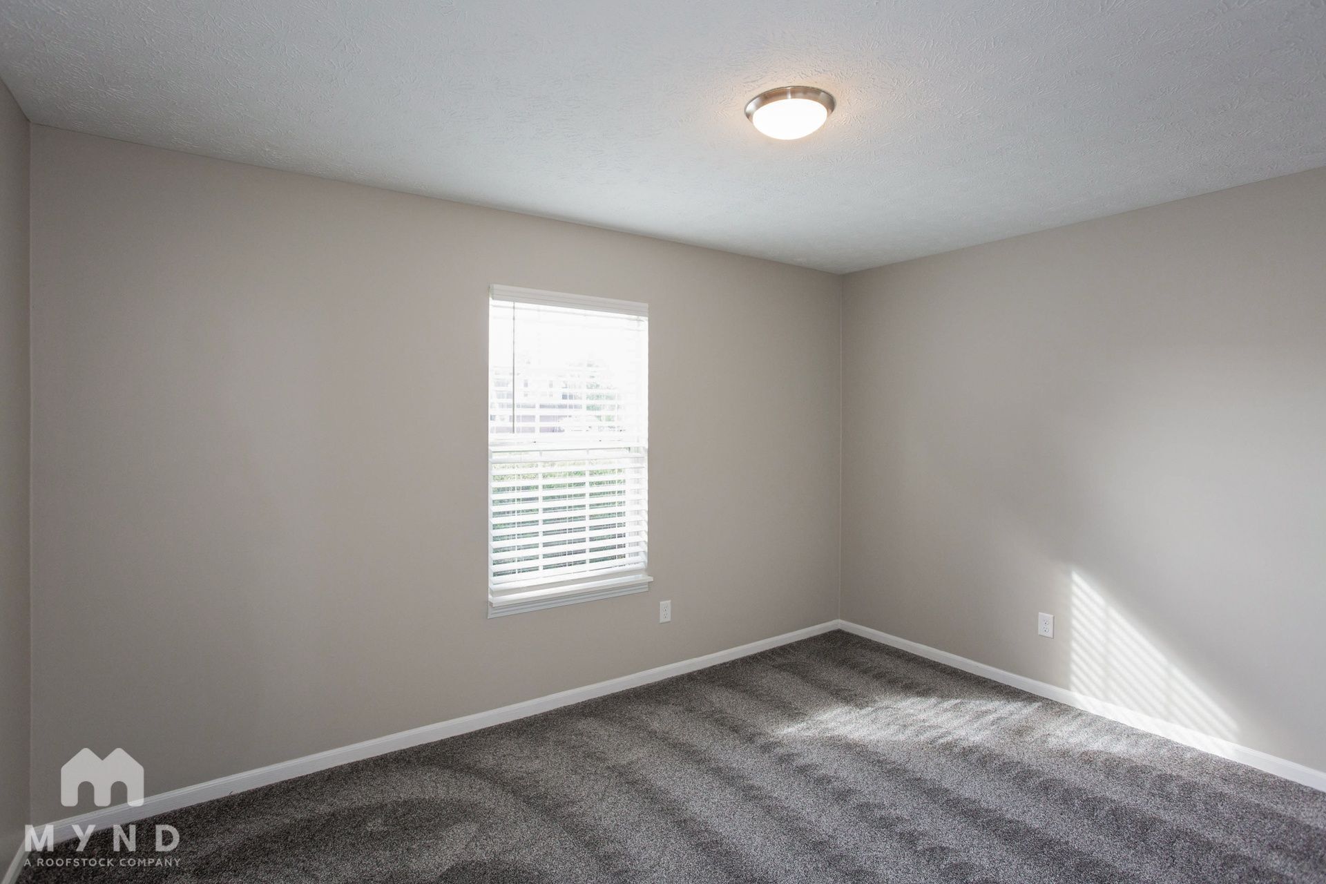 Building Photo - 6822 Bluestem Ct