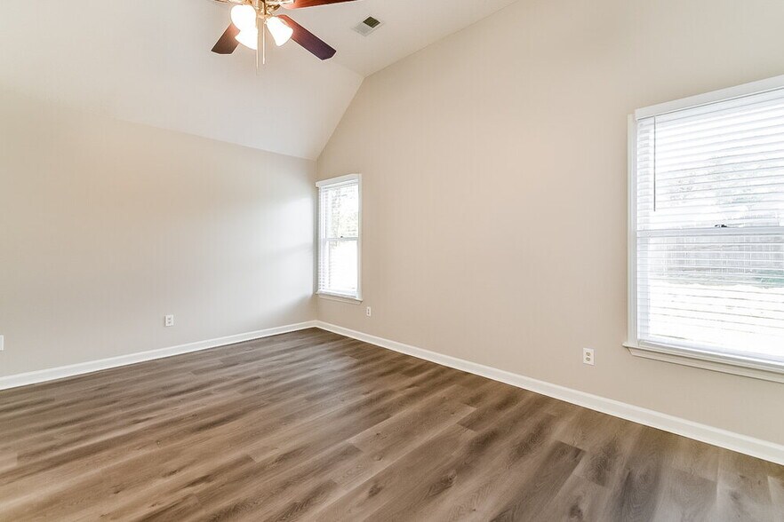 Building Photo - 1584 Appling Wood Cove N