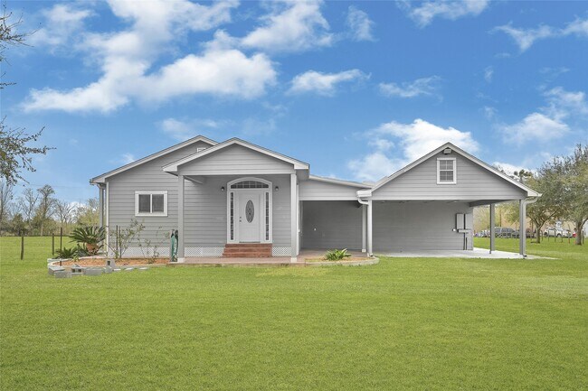 Building Photo - 5902 Cr-675