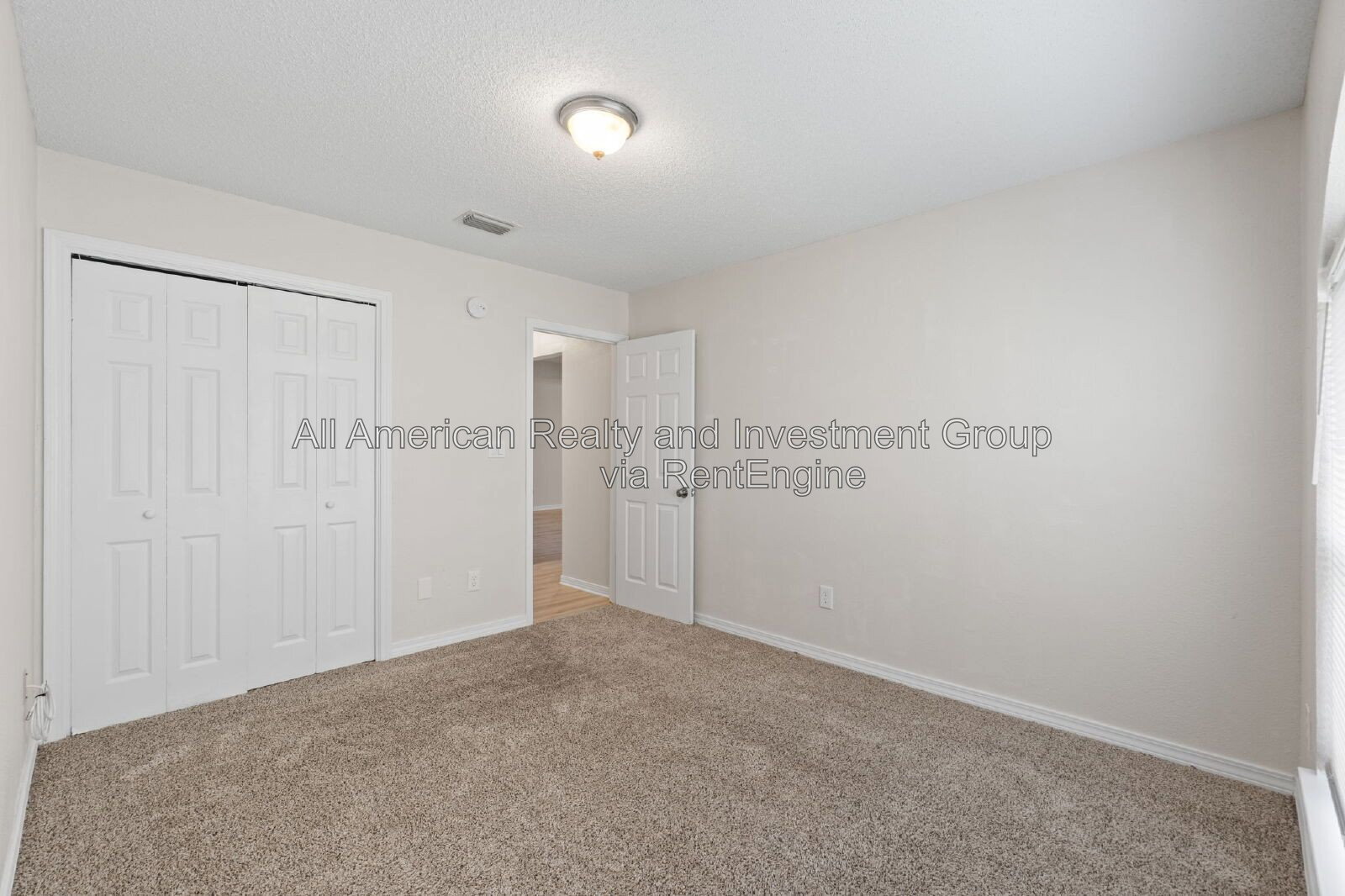Building Photo - 384 Pristine Water Ln