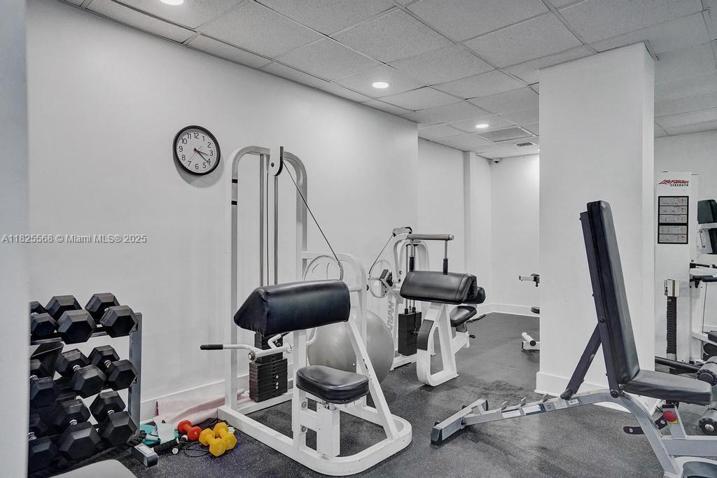 Building Photo - 6450 Collins Ave