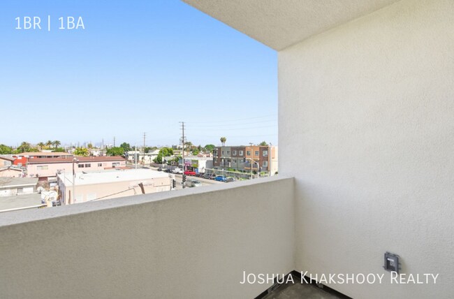 Building Photo - 7655 San Pedro St