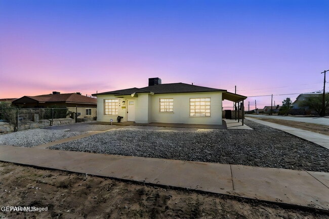 Building Photo - 3100 McKinley Ave