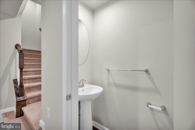 Building Photo - 2 Kohlmyer Dr