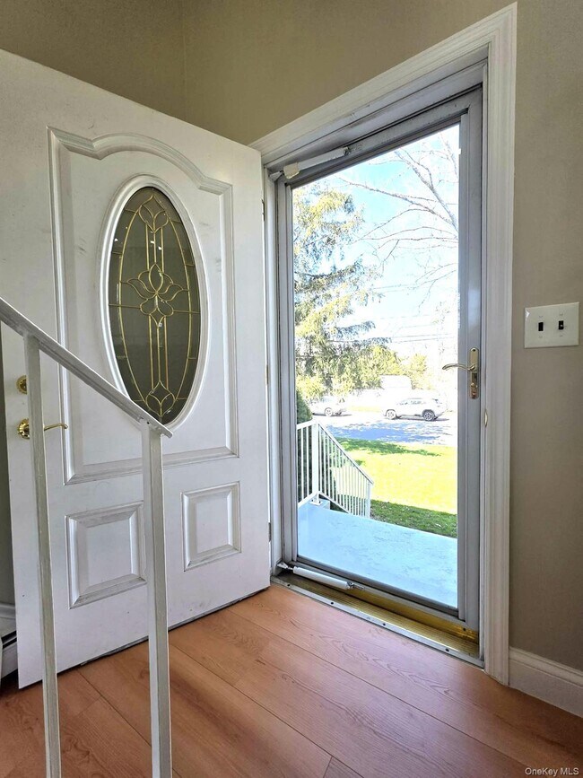 Building Photo - 308 Browns Rd