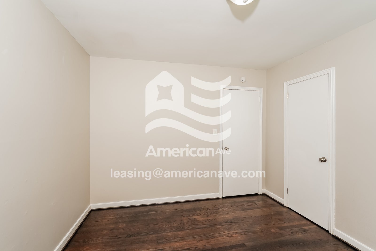 Building Photo - 905 Charles Cir