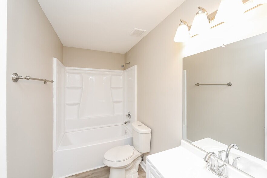Building Photo - 9347 Helmsley Dr