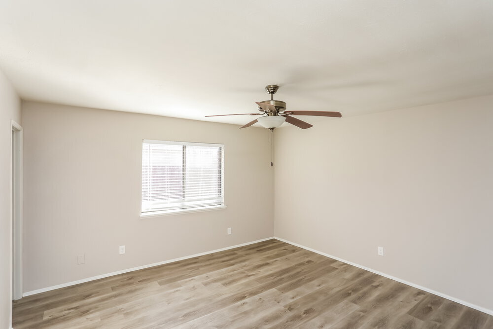 Building Photo - 9010 Millwood Dr