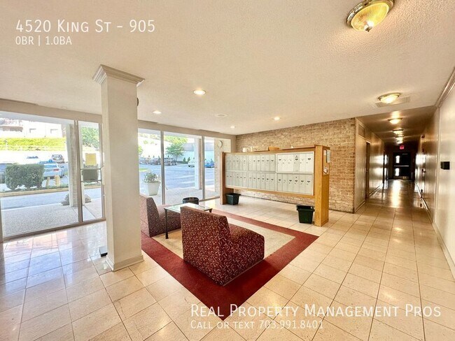 Building Photo - 4520 King St