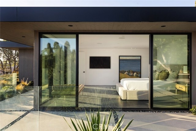Building Photo - 9015 Alto Cedro Dr