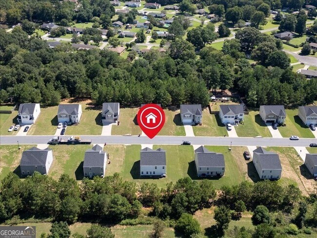 Building Photo - 174 Goodall Woods Dr