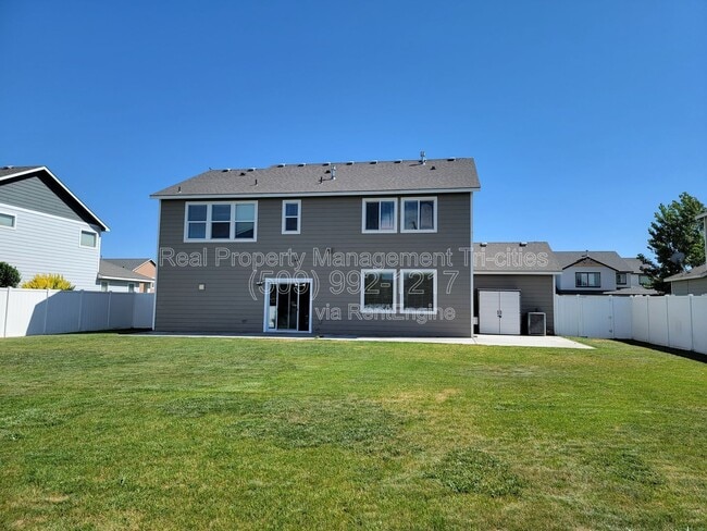 Building Photo - 5017 Laredo Dr