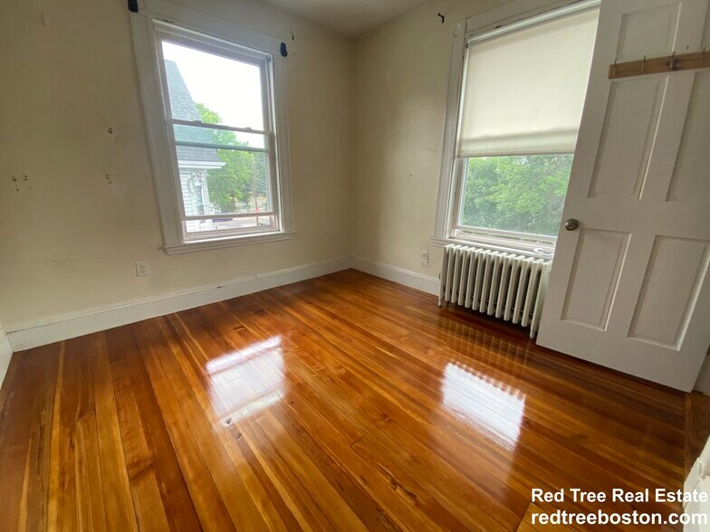 Building Photo - 72 Hobson St