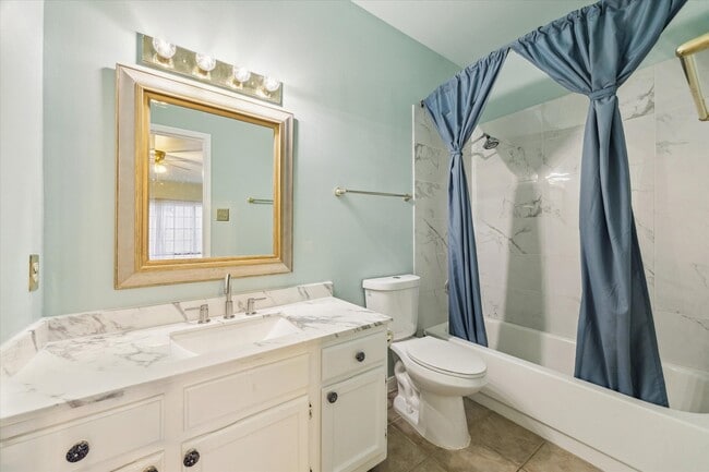 Building Photo - 7326 Regency Square Ct