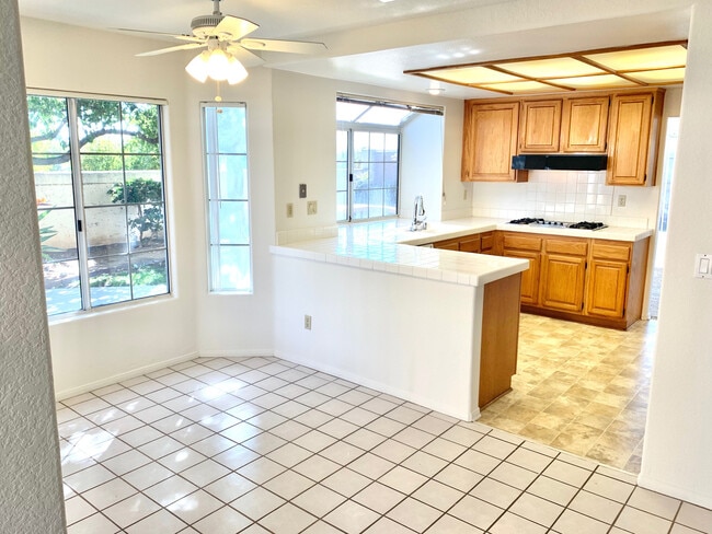 Building Photo - Spacious 4BD/2.5BA Home in Chula Vista - $4,295/mo!!