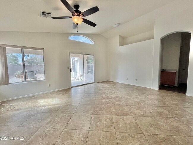 Building Photo - 6909 W Tina Ln