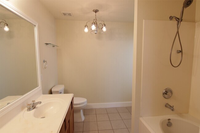 Building Photo - 6319 Torrance Elms Ct