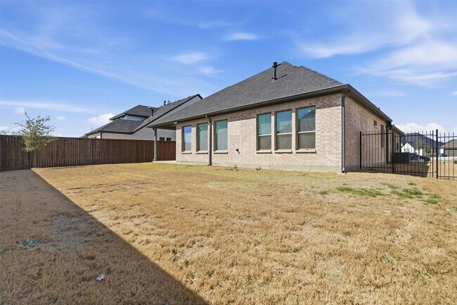 Building Photo - 513 Fieldstone Ln