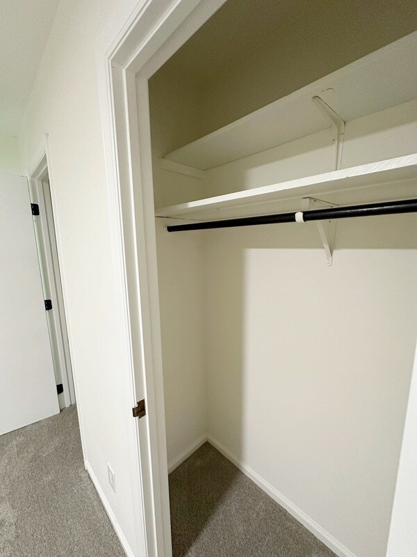 Building Photo - 908 Hearthridge Ct