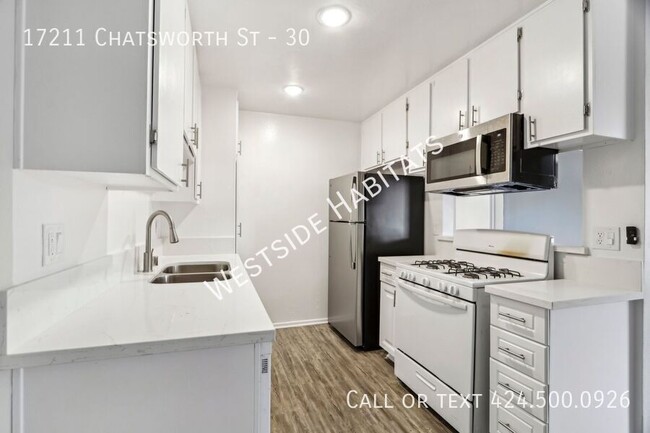 Building Photo - 17211 Chatsworth St