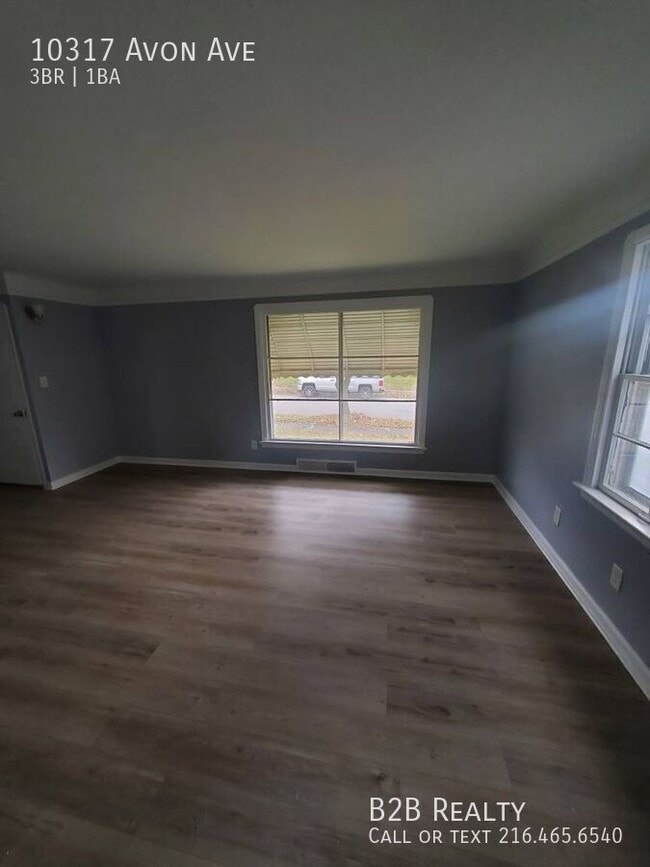 Building Photo - 10317 Avon Ave