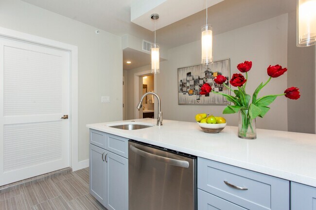 Building Photo - 1533-39 Parrish St