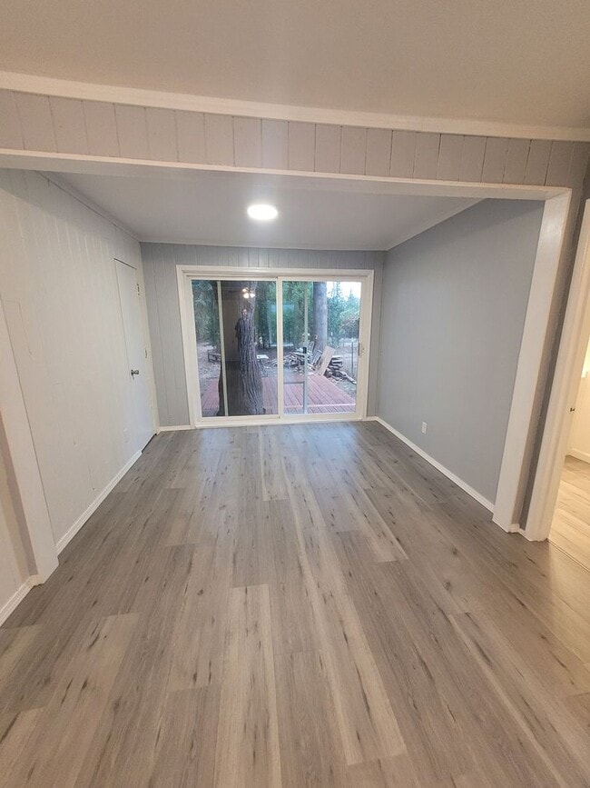 Building Photo - 34825 Seavey Loop Rd