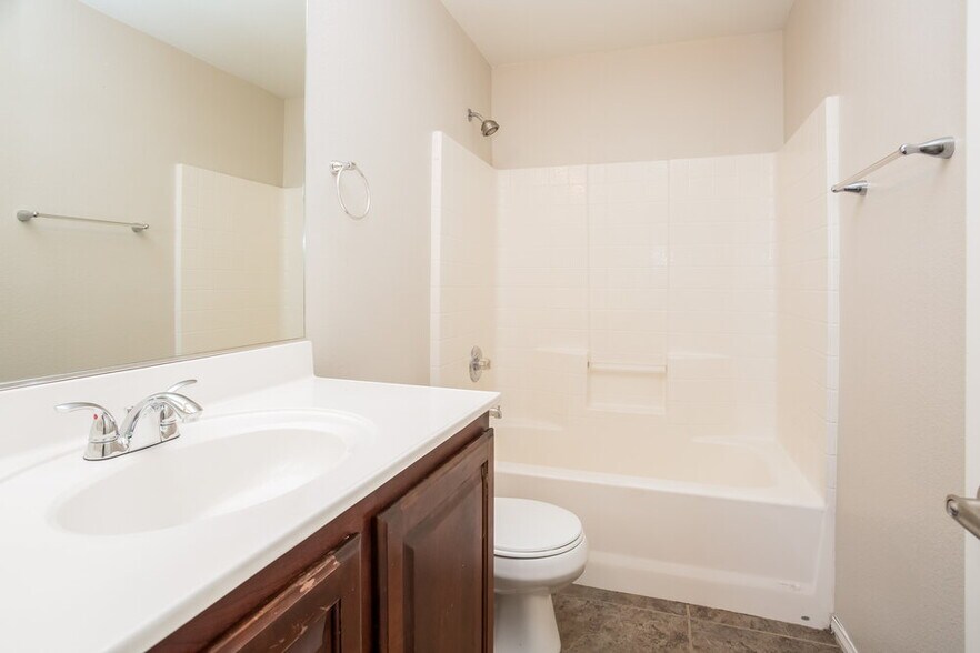 Building Photo - 9150 W Brilliant Prairie Ct