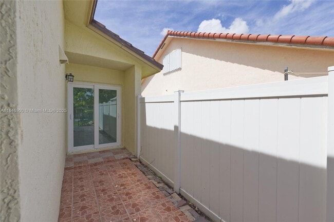 Building Photo - 14947 SW 36th Terrace