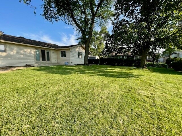Building Photo - 112 Braemar Dr