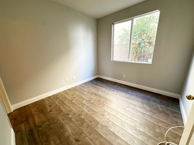 Building Photo - 3 Bdrm/3 Bath Brea Artisan Walk Home