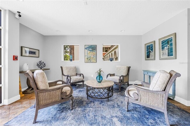 Building Photo - 4801 Osprey Dr S