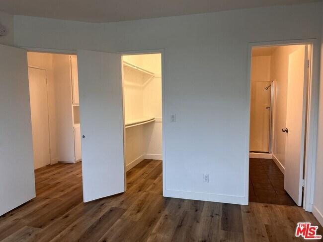 Building Photo - 3645 Westwood Blvd