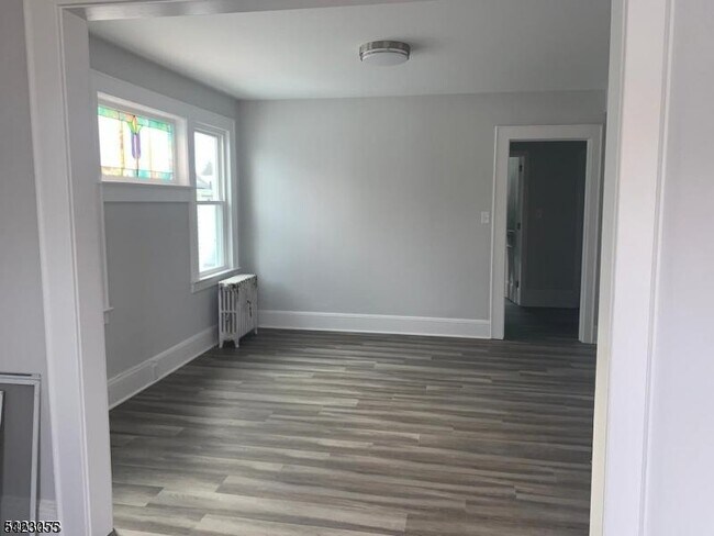 Building Photo - 52 Thomas St