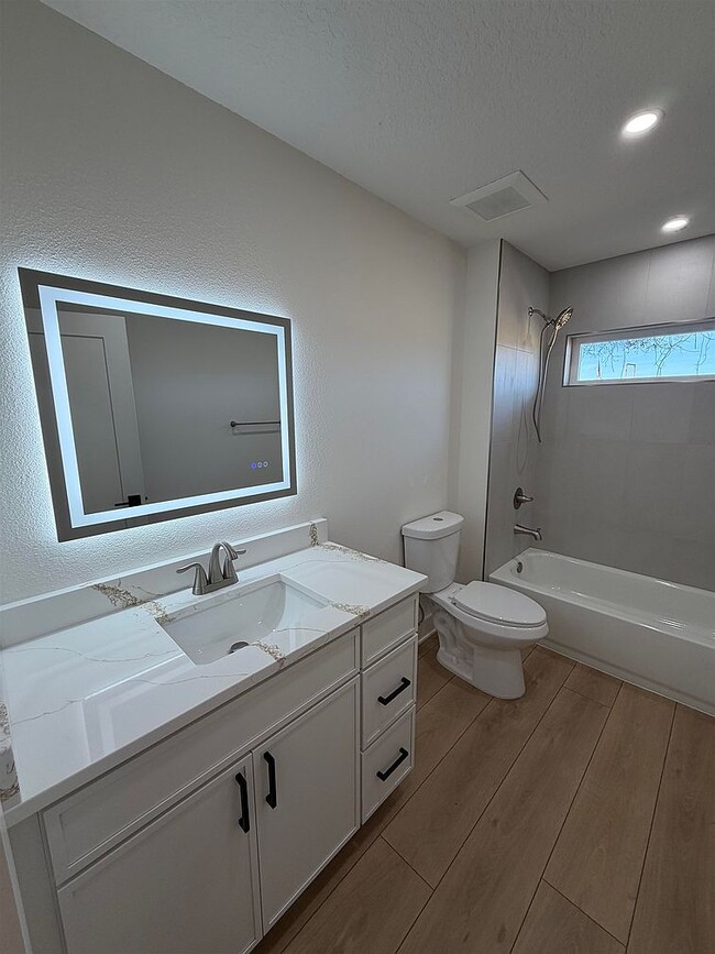 Building Photo - 117 Bates Lane Trail