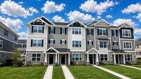 Building Photo - 435 Lakeshore Ct