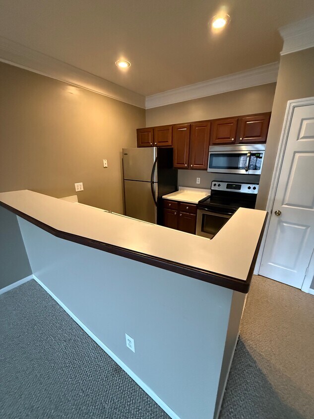 Building Photo - 6255 Craughwell Ln