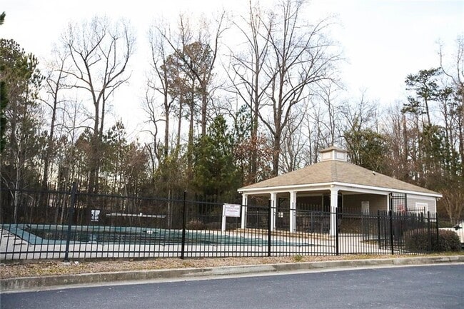 Building Photo - 3875 Dandridge Way NW